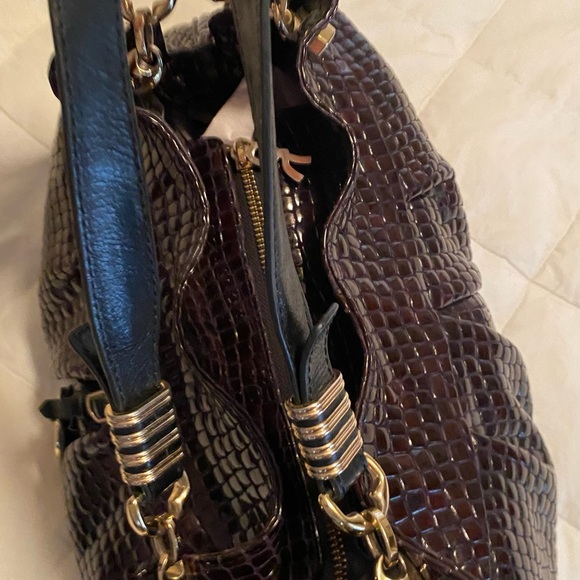 Roberta Di Camerino 100% leather Italian Croc-Embossed Burgundy Handbag - Picture 11 of 11